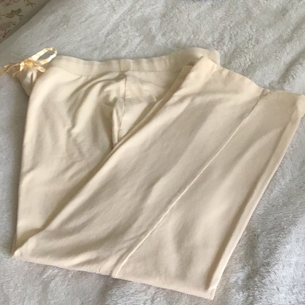 White stag pants plus size 16/18 XL Stretchy pants light yellow draw str…